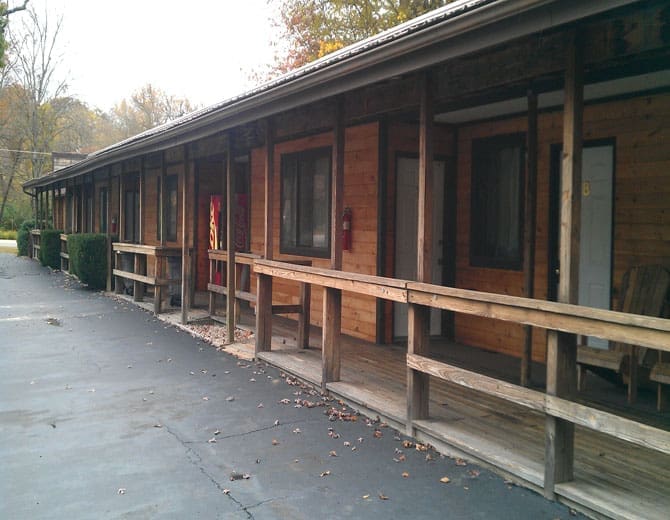 Big Springs Motel Mom and Pop Motels