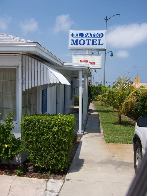 El Patio Motel & Efficiencies Mom and Pop Motels
